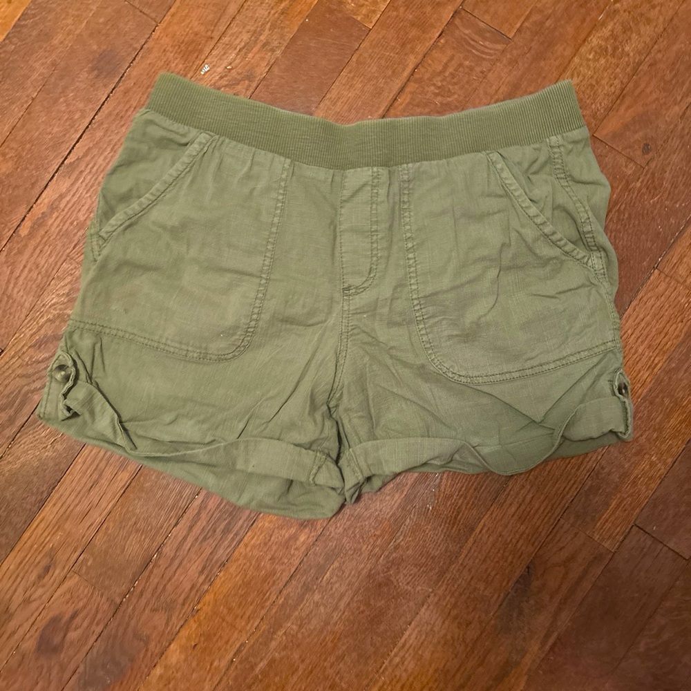 Green cargo shorts stretch waist (L)